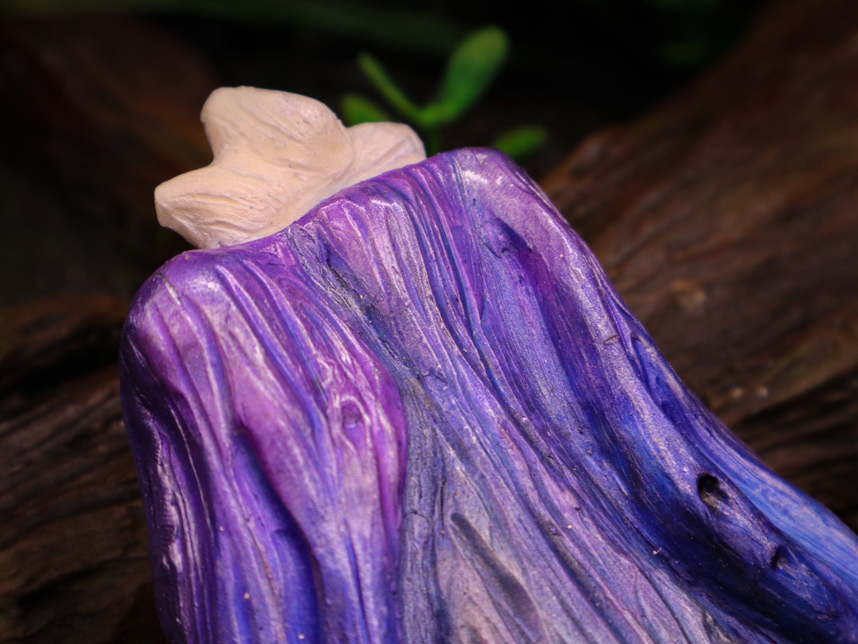 MONSTER HUNTER Violet Mizutsune Inspired Scale Replica With