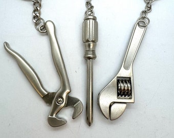 mini strumenti hardware portachiavi, tenaglia, cacciavite, chiave inglese, tuttofare, meccanico, idraulico, regalo falegname