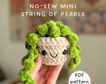 No-sew Mini potted string of pearls pattern in English (PDF file), crochet cute hanging plant amigurumi, crochet mini succulent