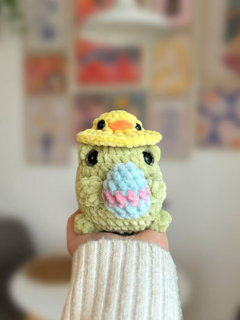 Rane pasquali 3 in 1, schema all'uncinetto a bassa cucitura in inglese, schema amigurumi all'uncinetto pasquale, rana contadina all'uncinetto, rana coniglietto all'uncinetto immagine 5