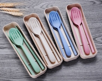 Eco-friendly cutlery set - wheatstraw reusable travel kit, in blue, pink, green or beige