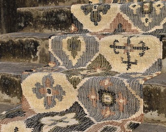 Handmade Cotton Jute Kilim Runner: Traditional Hallway Rug