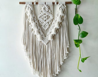 Modern-Boho Macramé Wall Hanging