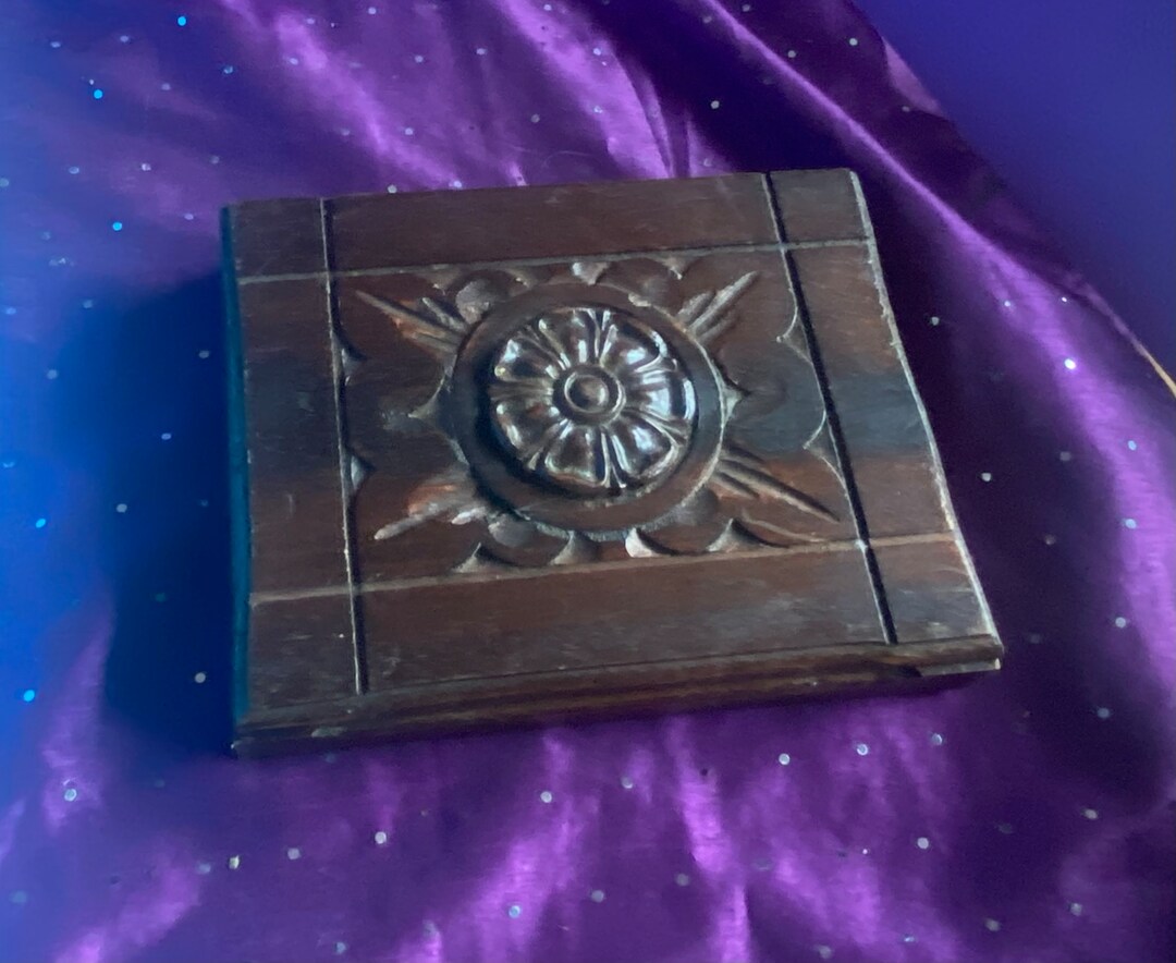 Vintage Hand Carved Dark Wood Cigar Box Etsy