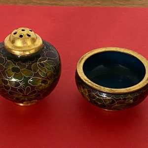 Vintage Chinese Cloisonné enamel Salt and pepper pot