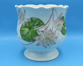 Vintage Cachepot Flower Pot Planter, Pink Water Lilies, Water Lily, Images, The Toscany Collection, Japan