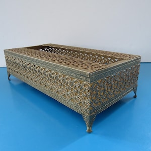 Vintage Goldtone Metal Filigree Rectangular Footed Tissue Box Holder Cover, 1960s, MCM, Hollywood Regency