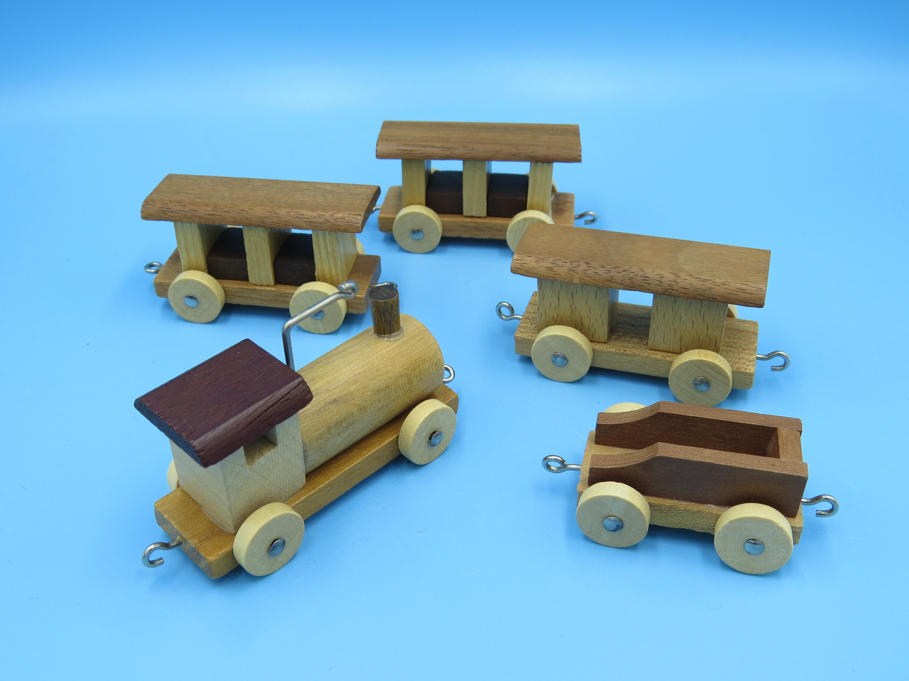 Vintage Wooden Train Set Miniature Loquai Holzkunst Small Etsy