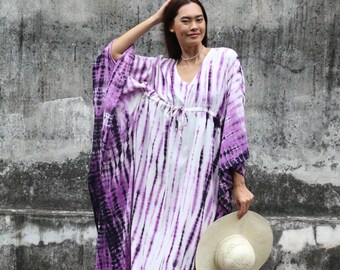 Robe boho robe tie-dye, couverture de plage, robe d’été violette, vêtements taille plus, robe de chambre caftan en coton, croisière robe de villégiature