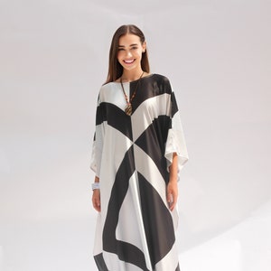 Black and White Silk Kaftan: Abstract Print Loungewear, Plus Size Resort Dress