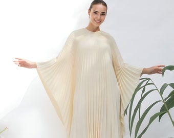 Off white caftan dinner gown, luxury kaftan pleated full length, classic kaftan modern evening party White theme dress Plus size kaftan gift