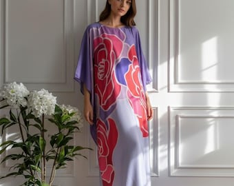 Geblümter Kaftan für kürzere Frauen- Seidenmischung, Strand- & Loungekleidung nach Maß