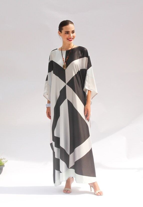 Black White Kaftan Beach Wear Minimalism Kaftan Silk Dressing Gown Abaya Kaftan Loungewear Silk Caftan Comfort Wear for Women Pool Cover Ups Etsy UK