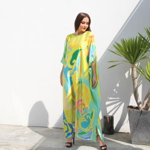 Multicolor Abstract Print kaftan Dress