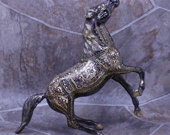 Hammered Brass Horse Statue: Vintage Home Decor