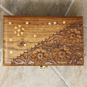 Hand-carved wooden and Brass Box, Wooden Box, Personalized Box, Memory Box, Keepsake Box, Rose wood Box, Carving box, Jewelllery Box, gift