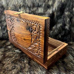 Hand-Carved Rosewood Memory Box: Personalized Keepsake Gift