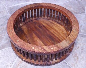 Handmade Rosewood Fruit Basket: Medium Kitchen Storage with Brass Inlay