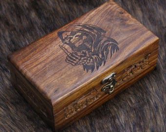 Hand-carved Skull wooden box, Hunting Knife, Custom Box, Memory Box, Keepsake Box, Knife Storage Box, Christmas Gift, Personalized Box