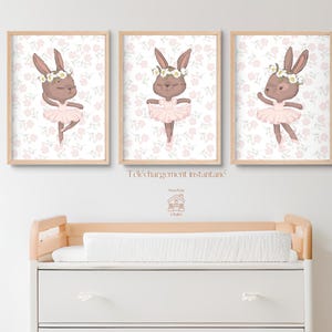 Trío de pósteres de bebé y niña pequeña – Póster de acuarela de bailarina de conejo marrón – Decoración rosa para dormitorio infantil – Juego de 3 pósteres A3 y A4