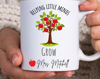 Taza de café personalizada para profesores, para ayudar a las mentes jóvenes a crecer.