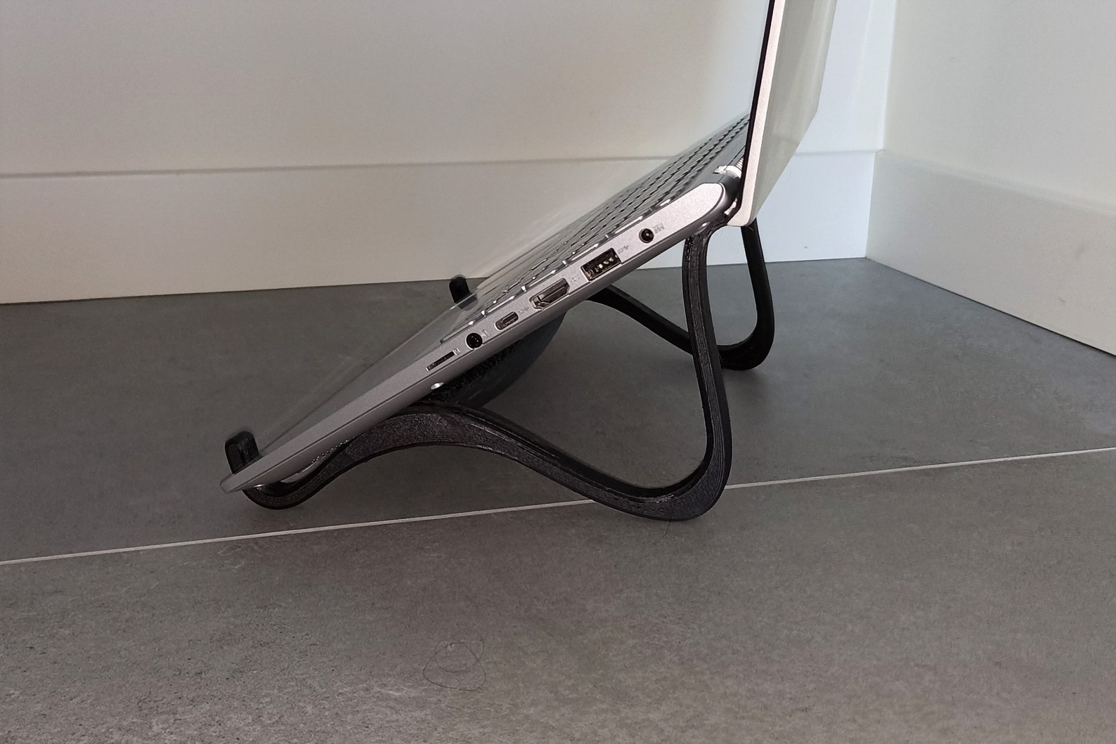 Laptop Stand 3D Print STL File Tablet Stand - Etsy
