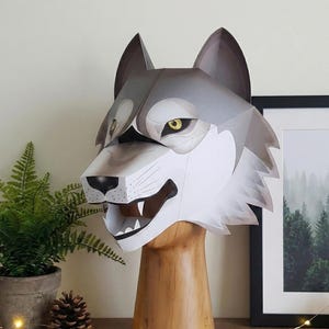 DIY Papercraft-wolfmasker 3D-sjabloon - afdrukbare pdf