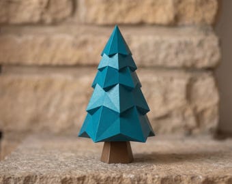 Árbol de Navidad de papel de baja poligonalidad / Decoración de papel 3D (Descarga en PDF)