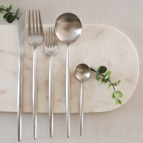Pieces Set GENOA Matte Silver Flatware