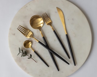 Matte Black & Gold Flatware Set – GENOA 5‑Piece Luxury Cutlery | Modern Stainless Steel Silverware for Elegant Dining