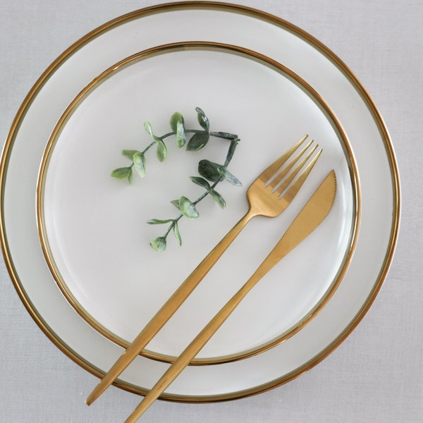 Luxury Ceramic White Plate Design with Gold Trim - 8 inch