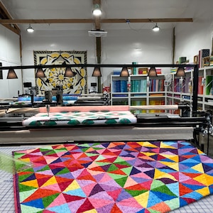 LONG ARM QUILTING service.  Gammill Statler Ascend E2E Computerized quilting.  Price includes Hobbs 80/20 batting, thread & return postage.