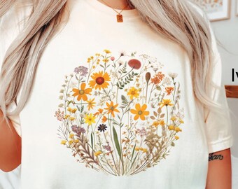 Boho Wildflowers Comfort Colors Shirt, Wild Flowers TShirt, Vintage Floral Graphic Tee, Botanical T Shirt, Gift For Women, Oversized T-Shirt