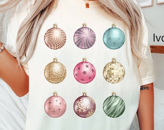 Confort Couleurs Ornements de Noël Chemise Arbre de Noël Coupe T-Shirt Fête de Noël TShirt Vacances T-shirt Décorations de Noël Tee
