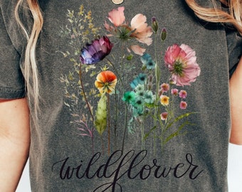 Wildflower Comfort Colors Shirt, Wild Flowers Graphic Tee, Floral T Shirt, Flower TShirt, Botanical Shirt, Gift For Her, Boho Oversized Tee