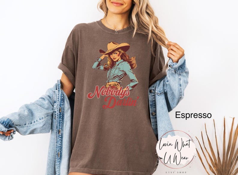 Comfort Colors Retro Western Shirt Nobodys Darlin T-Shirt Vintage Cowgirl TShirt Rodeo Tee Trendy Country Music Top Cute Southwest TShirt afbeelding 8