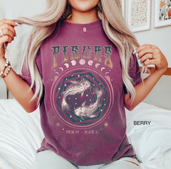 Vintage Retro Pisces Zodiac T-Shirt Vintage Retro Pisces Zodiac T-Shirt