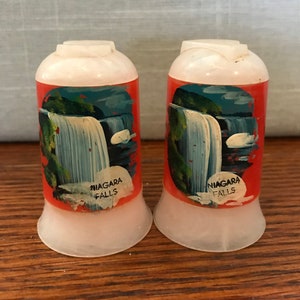 Plastic Souvenir Niagara Falls Salt and Pepper Shakers