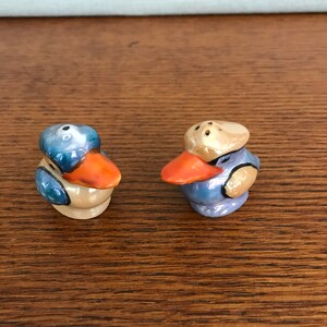 Lusterware Toucans Salt and Pepper Shakers made in Japan