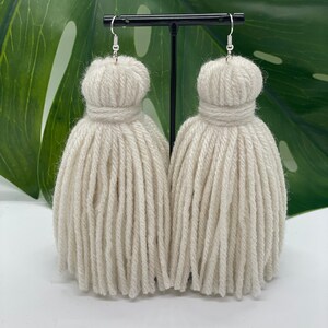 Yarn Tassel Earrings - Bone