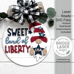 Arquivo a laser do cabide de porta do gnomo de 4 de julho, design de corte a laser de 4 de julho SVG, sinal da doce terra da liberdade, sinal de gnomo patriótico cortado a laser SVG