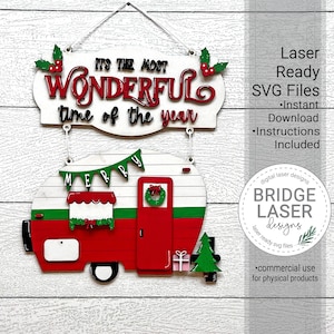 Weihnachten Türschild Laserdatei, Weihnachten Camper Laser Cut Design SVG, schönste Zeit des Jahres Camper Schild Laserdatei, Baumkranz