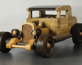 Wood model Hot-Rod Ford Deuce Coupe 1932
