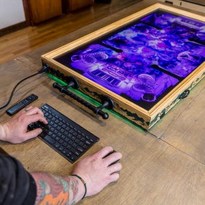 Computer Built-In DnD Table Top (TV included)
