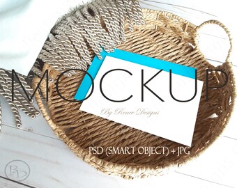 Thank You Card Mockup: 4x6 Minimalist Design (PSD Smart Object)