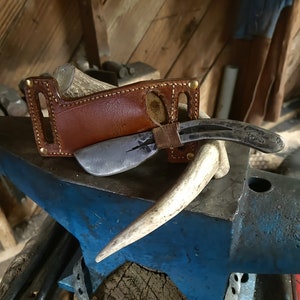 Hand forged horseshoe knife