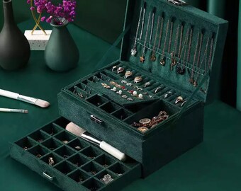 New Green 3-Layer Flannel Jewelry Organizer Box Necklaces Earrings Rings Display Holder Case for Women Large Capacity With Lock