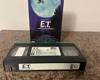 Rare E.T VHS 1982 Movie Green and Black Tape