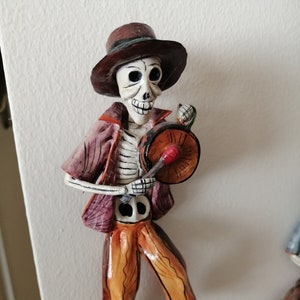 Skeleton Musicians made in Peru