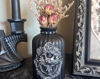 Gargoyle Vampire Bat Bud Vase, Gothic Cameo Bottle For Dried Flowers